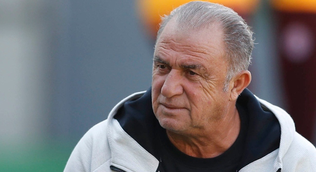 Fatih Terim den hakeme sert sözler!