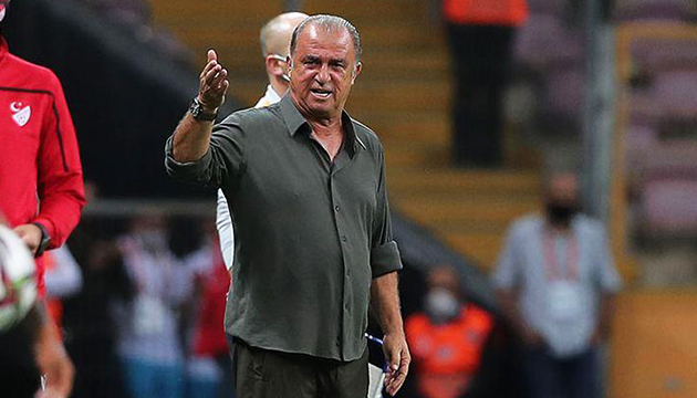 Fatih Terim den VAR tepkisi: Hiç VAR hakemi koymayalım