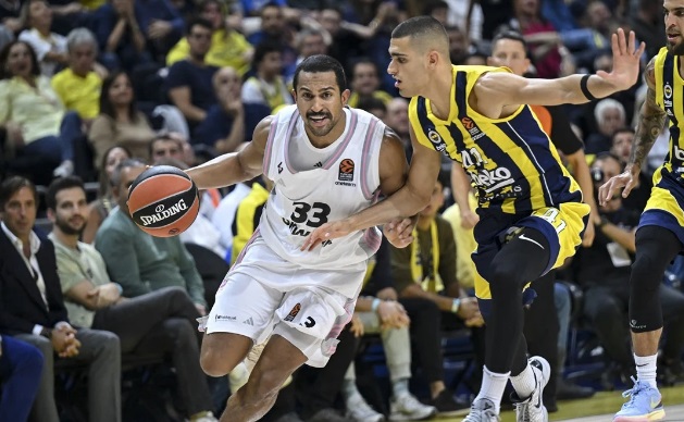 Fenerbahçe Beko dan ASVEL e 101 sayı!