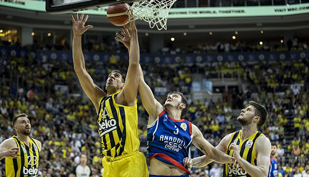 Basketbolda final heyecanı devam ediyor