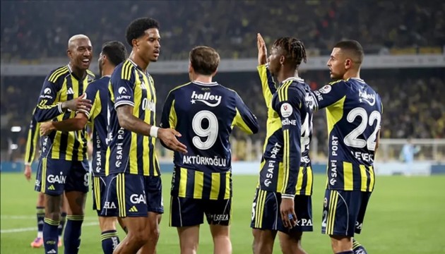Fenerbahçe Göztepe'yi ağırlıyor: İlk 11'ler belli oldu