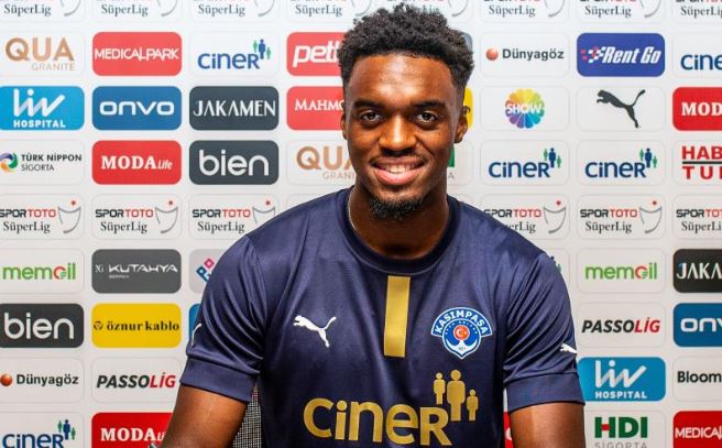 Kasımpaşa, Julien Ngoy u renklerine bağladı