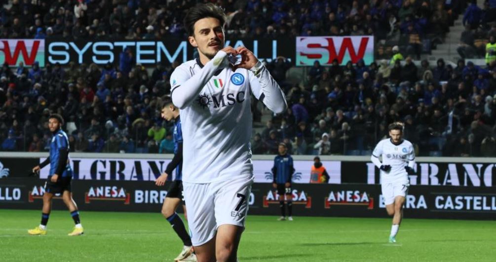 Eljif Elmas, resmen RB Leipzig de