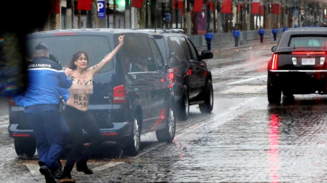 Femen grubundan Trump a protesto