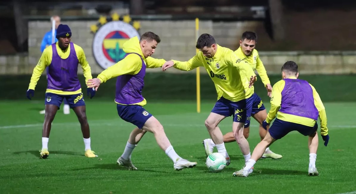 Fenerbahçe de Spartak Trnava maçının çalışmaları başladı
