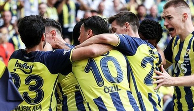 Fenerbahçe Başakşehir deplasmanında!