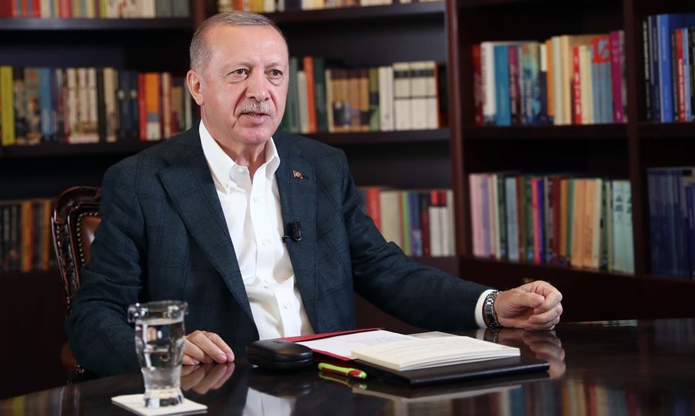 Cumhurbaşkan Erdoğan, Ali Rıza Çelikel e 16 koyun gönderdi