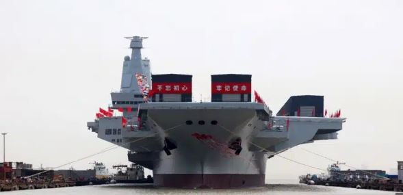 Çin in yeni uçak gemisi Fucien ilk deniz testlerine hazırlanıyor