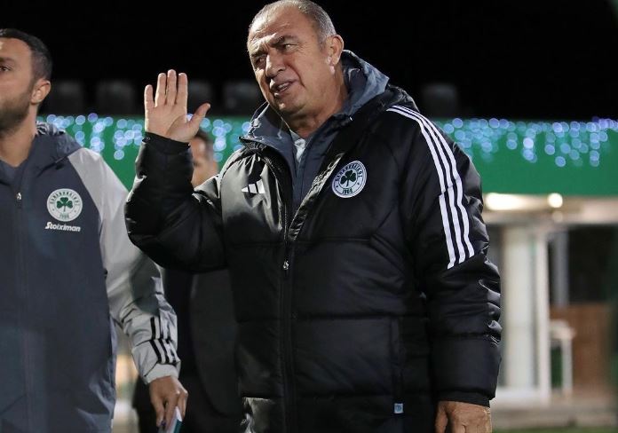 Fatih Terim, Panathinaikos un başında ilk antrenmanına çıktı