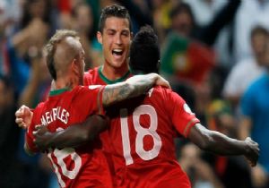 Mourinho ve Ronaldo Birbirine Girdi!
