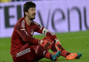 İmzayı attı!