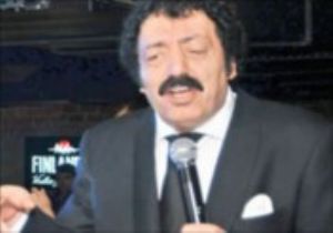Müslüm Baba Açtı Ağzını Yumdu Gözünü