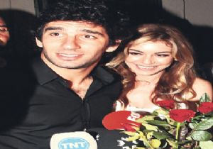 Sinem Kobal dan Arda Turan sorularına cevap Verdi mi?