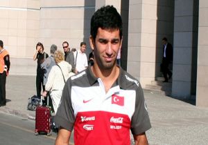 Arda Turan ın Yeni Aşkı Kim?