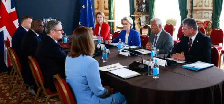 İngiltere ve AB arasında 150 milyar euro değerinde savunma anlaşması