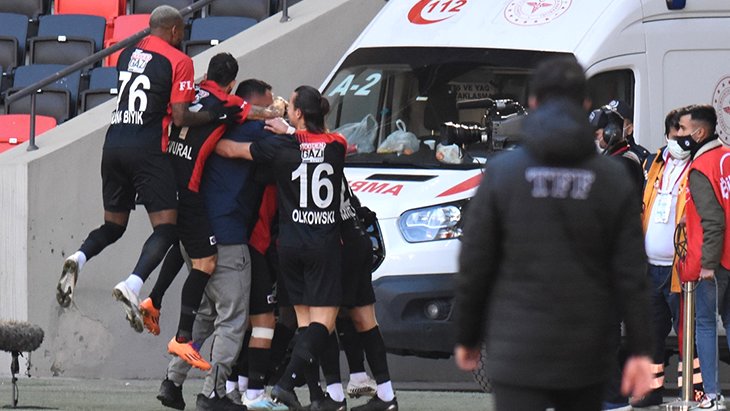 Gaziantep FK uçuşa geçti
