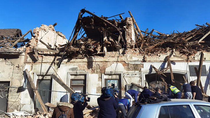 Hırvatistan ı 6.3 lük deprem vurdu
