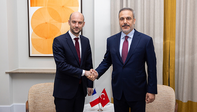 Bakan Fidan, Barrot ile görüştü