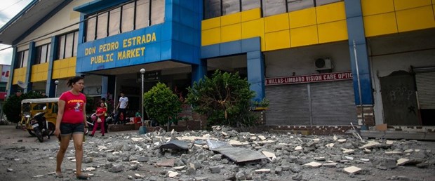 Filipinler de deprem:5 ölü