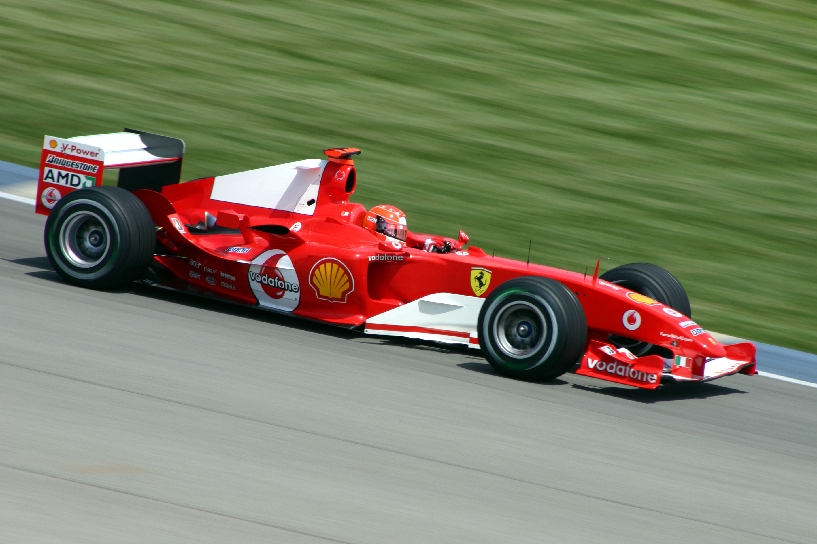 Formula 1 in ilk haftasına Ferrari damgası!