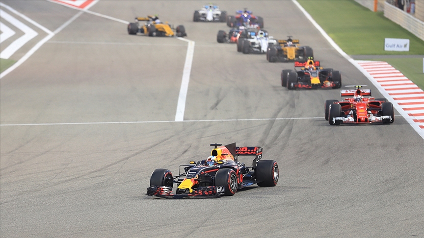 Formula 1 de heyecan Bahreyn ayağıyla sürecek