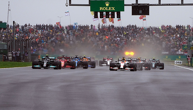 Formula 1 İspanya da pole pozisyonu Norris in