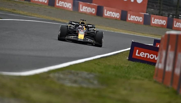 Japonya da pole Verstappen in