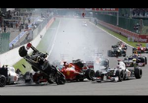 Formula Pistinde Kaza