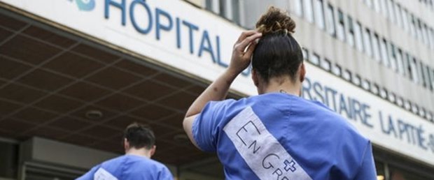 Fransa da sağlık çalışanları grevde