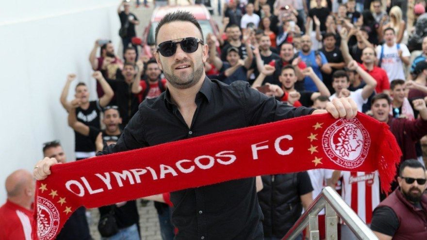 Valbuena Olympiakos’a transfer oldu