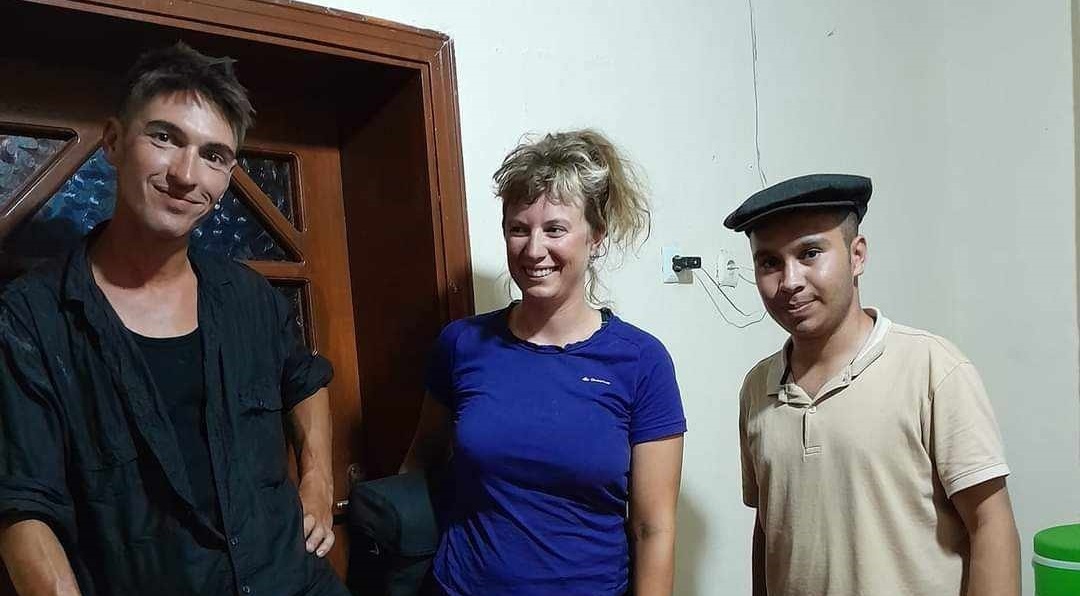 Bisikletleriyle dünya turuna çıkan Fransız turistler, Konya da saldırıya uğradı!