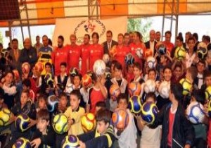 Futbolun ustaları Mardin de!