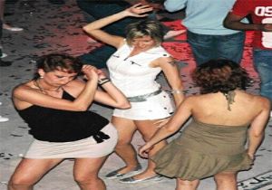 Ensest Partisi Üniversiteyi Karıştırdı!