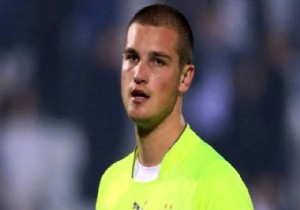 Galatasaray a 19 luk sırp kaleci!