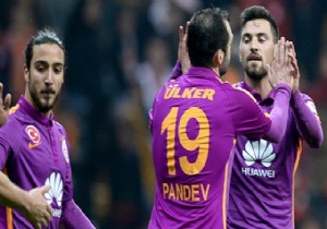 Galatasara da Pandev ve Dzemaili yolcu!