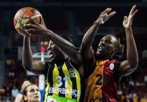 Galatasaray derbi maçta ezeli rakibini yendi!