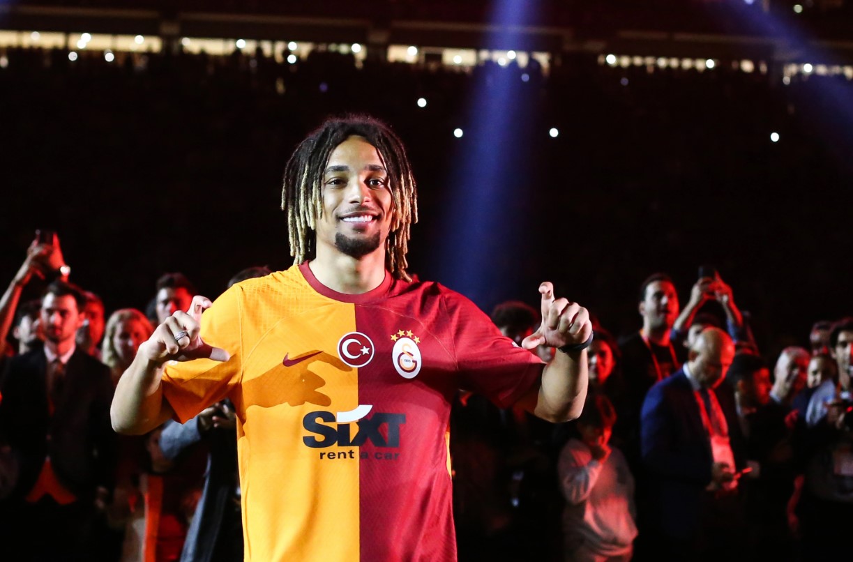 Galatasaray, Sacha Boey için gelen dev teklifi reddetti