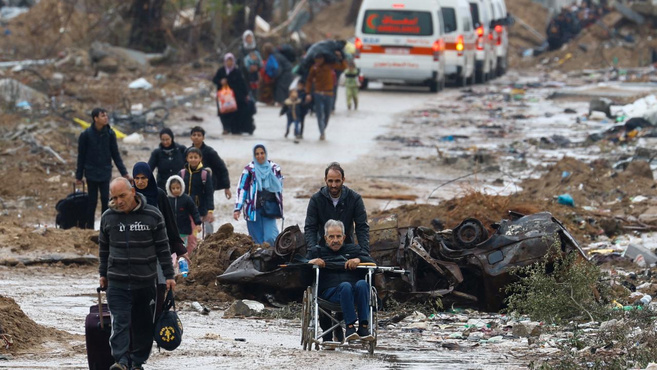  Gazze Şeridi nde yarısı çocuk 1,7 milyon Filistinli yerinden edildi 