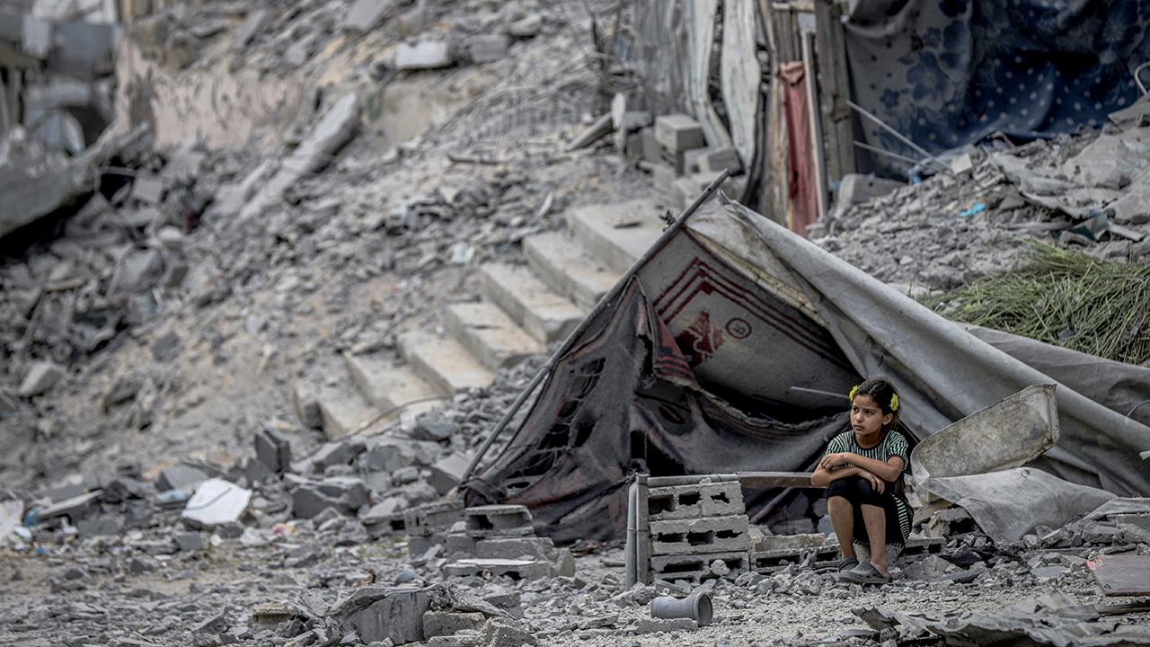 Kültürel miras tehlikede: İsrail, tarihi eserlerin olduğu bölgeyi bombaladı