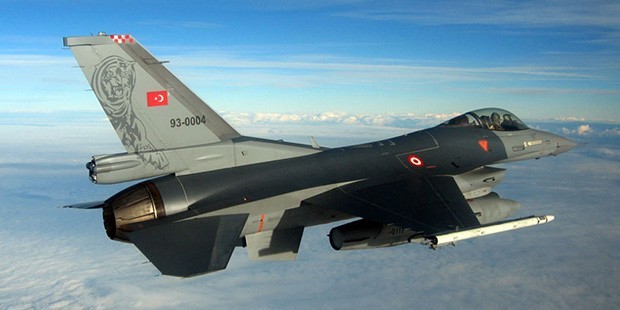 Diyarbakır da F-16 düştü