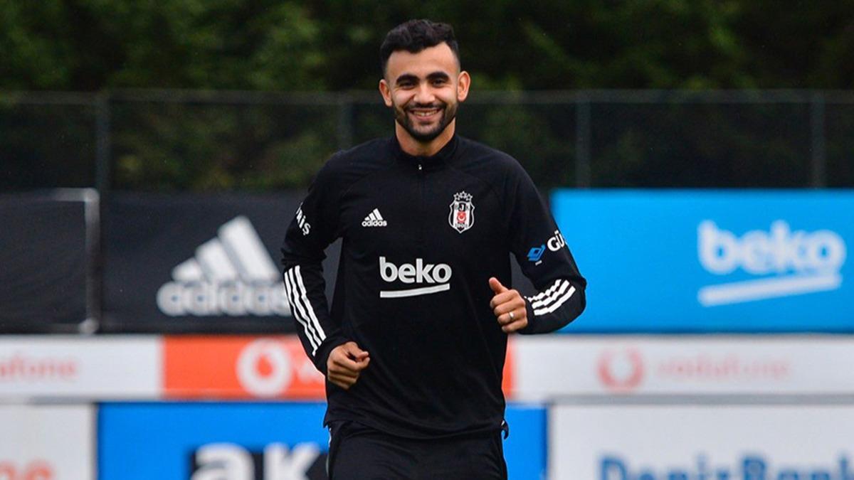 Leicester City den Ghezzal kararı