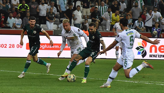 Konyaspor deplasmanda kazandı!