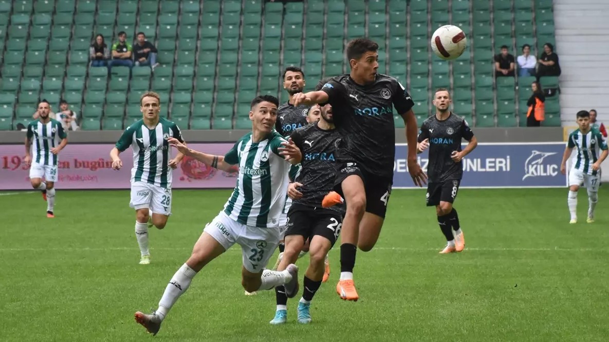 Giresunspor - Manisa FK maçında gol sesi çıkmadı