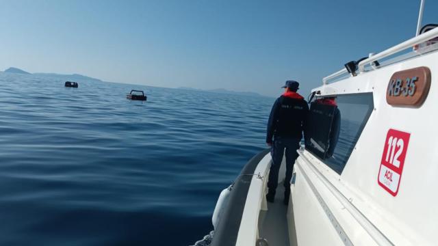 Muğla açıklarında 13 göçmen yakalandı, 25 göçmen kurtarıldı