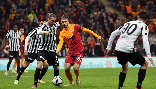 Galatasaray Altay deplasmanına çıkacak!