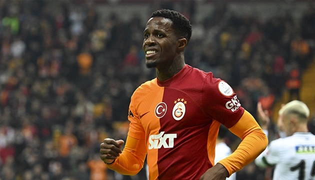 Wilfried Zaha da yeni gelişme