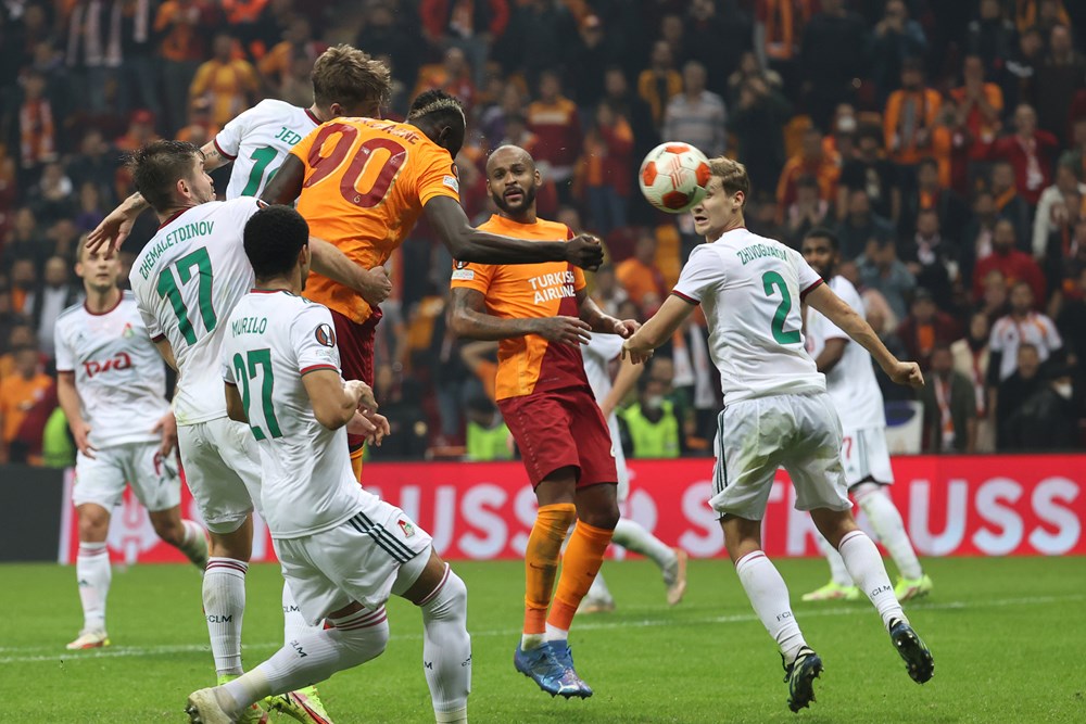 Galatasaray-Lokomotiv Moskova maçında kural hatası mı var?