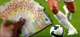 Ünlü futbolcu dolandırıldı