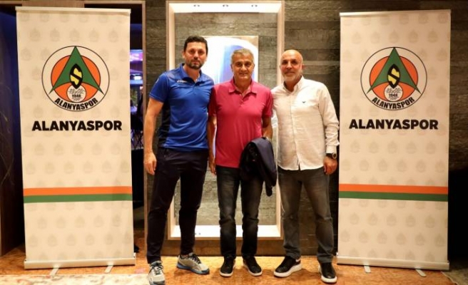 Şenol Güneş ten Alanyaspor a ziyaret