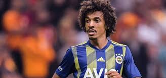 Gustavo ya dev teklif